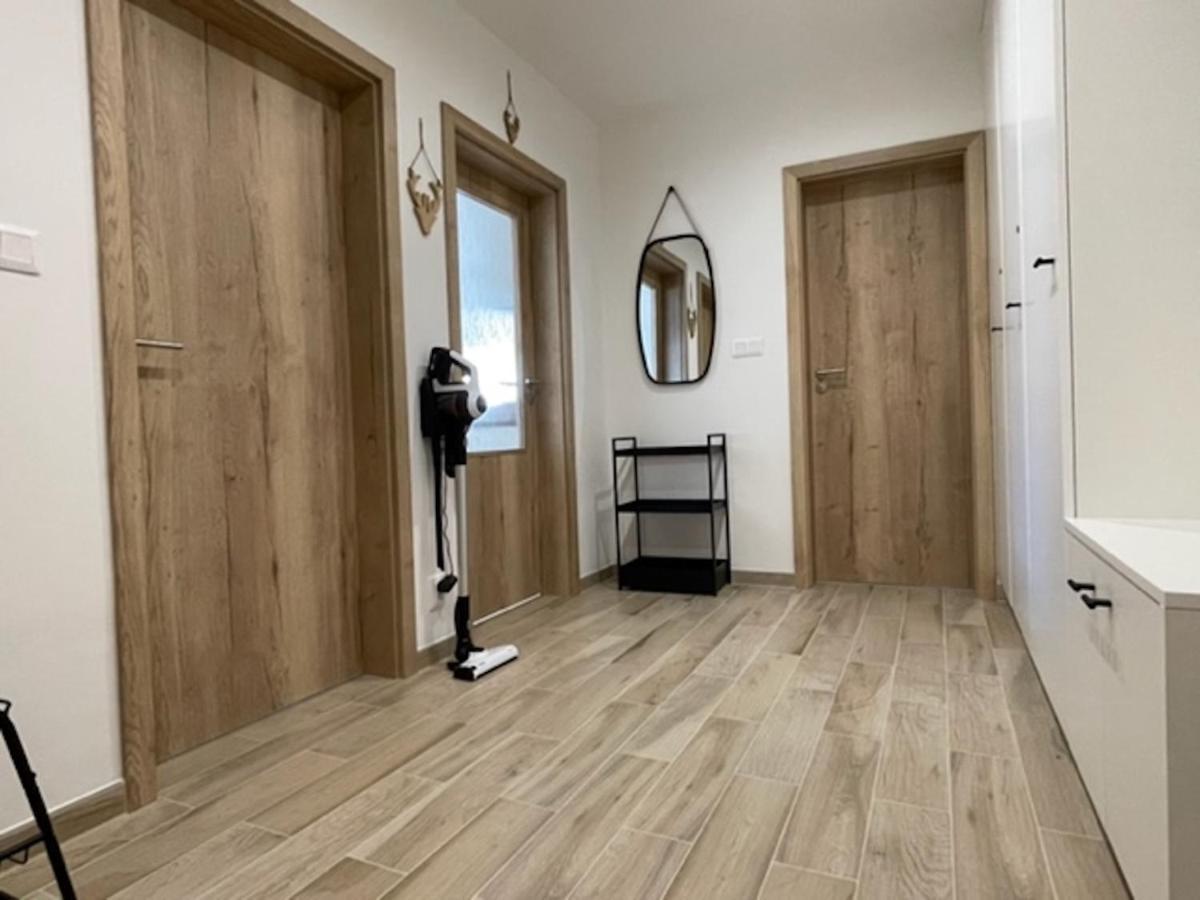 Klinovec Apartments Luxury Loučná pod Klínovcem Extérieur photo